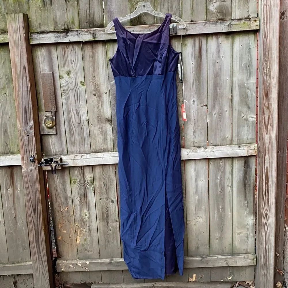 Long Blue Gown sz. 8